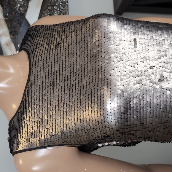 Zara Metallic Silver Sequin Mini Dress Womens Size Medium Sleeveless Shift Party - Picture 3 of 15